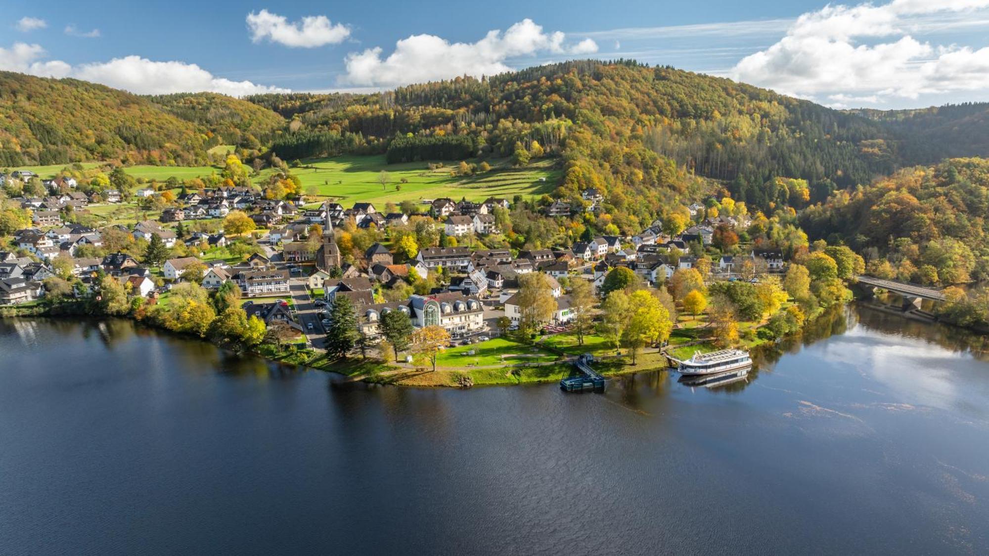Garni Hotel Im Fachwerkhof Simmerath Esterno foto